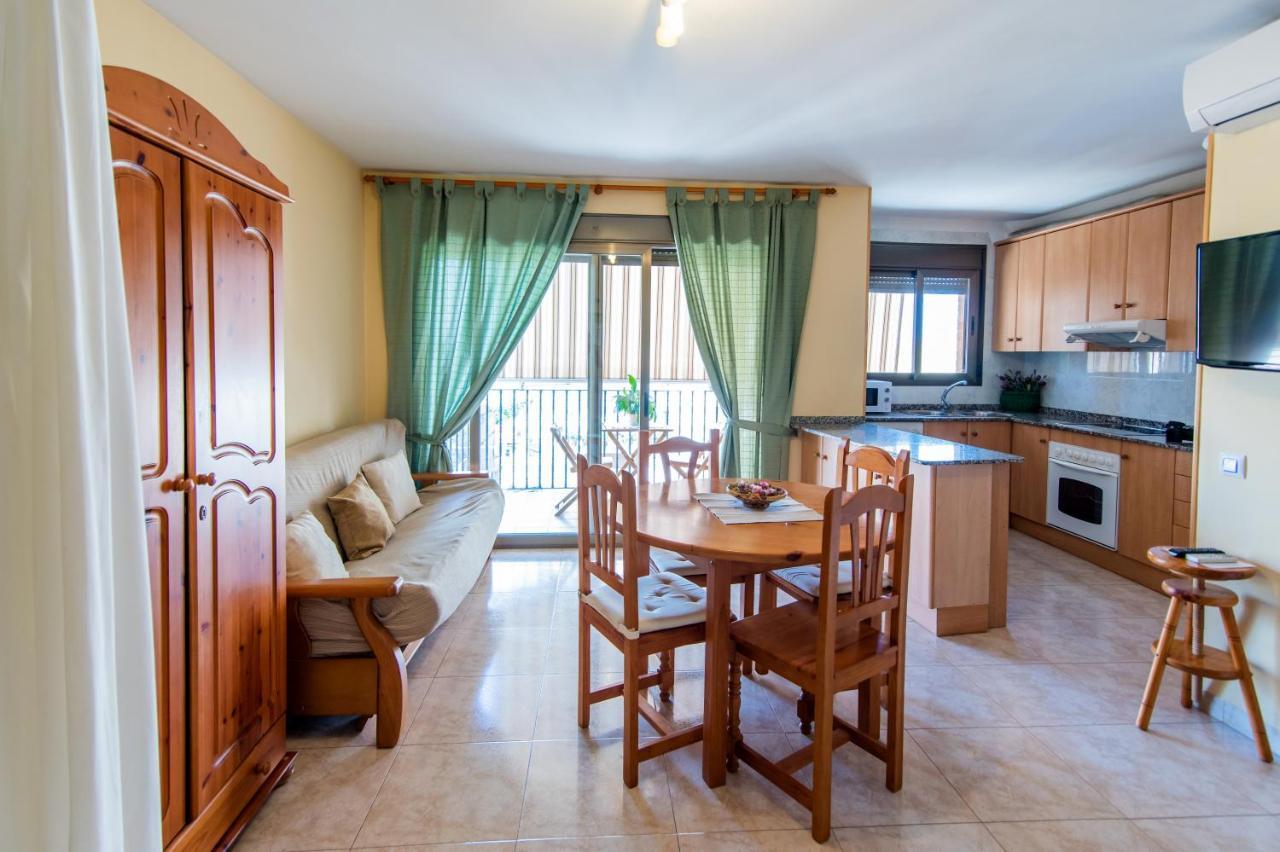 كالاسيت Apartamentos Maribel المظهر الخارجي الصورة