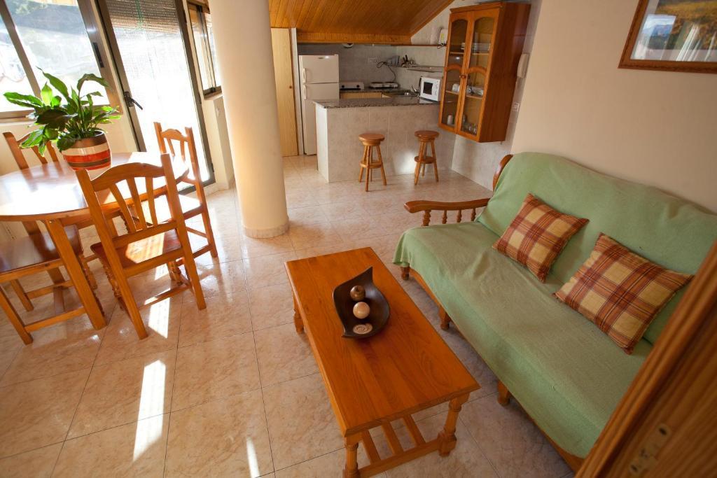 كالاسيت Apartamentos Maribel الغرفة الصورة