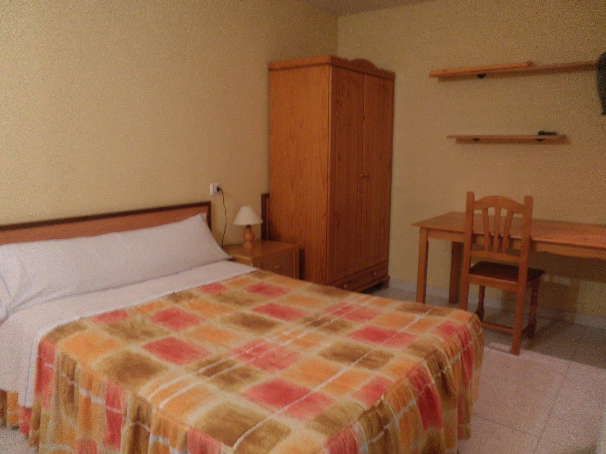 كالاسيت Apartamentos Maribel المظهر الخارجي الصورة