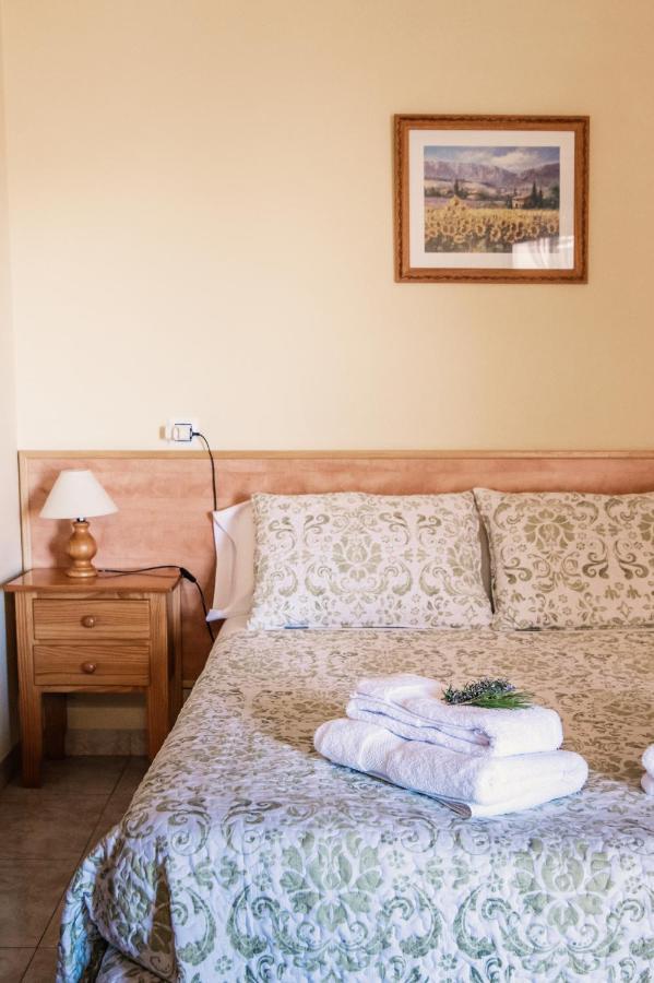 كالاسيت Apartamentos Maribel المظهر الخارجي الصورة
