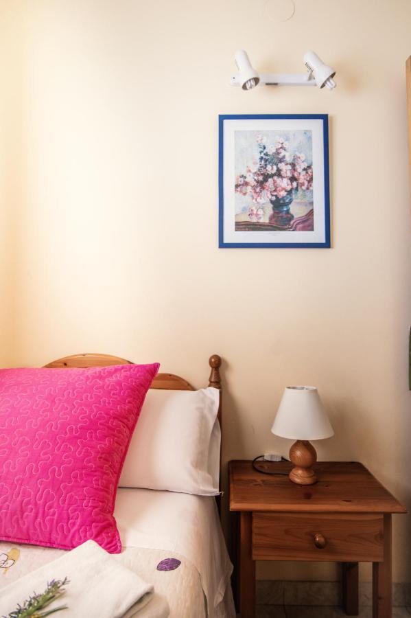 كالاسيت Apartamentos Maribel المظهر الخارجي الصورة