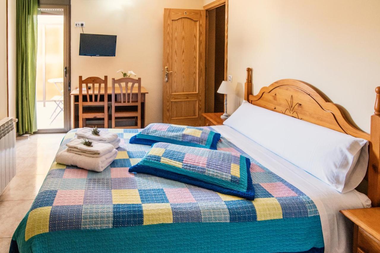كالاسيت Apartamentos Maribel المظهر الخارجي الصورة