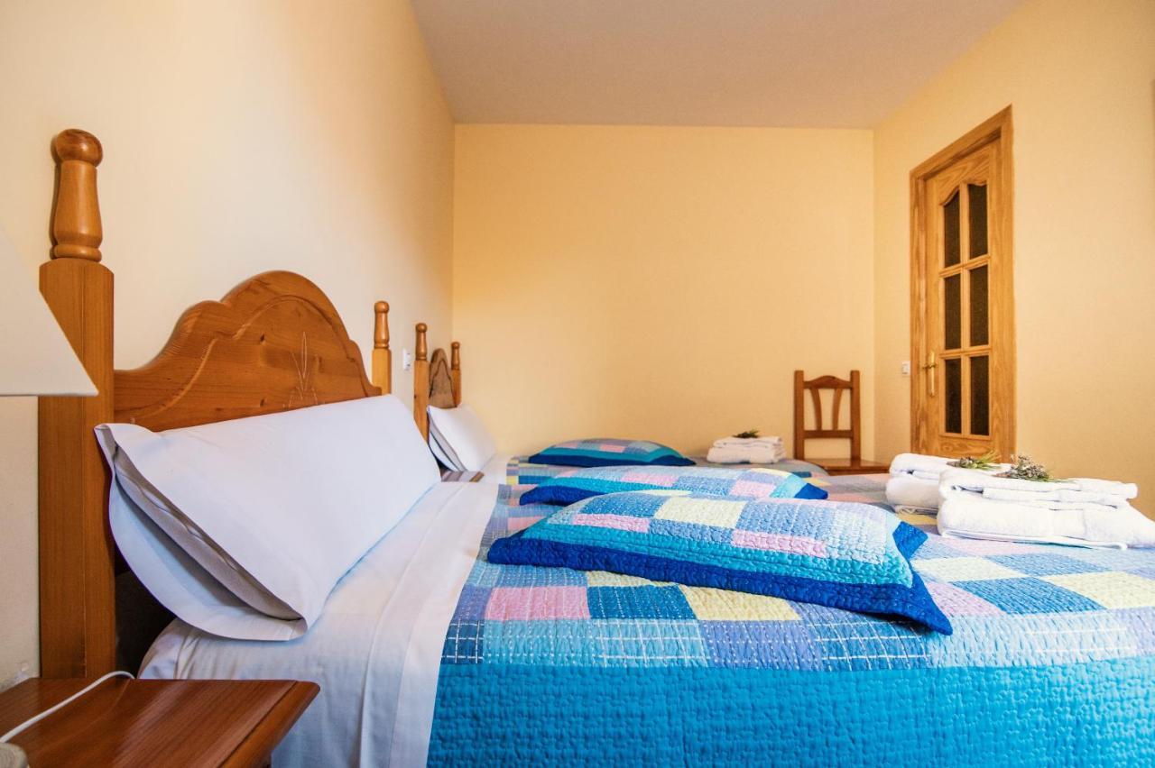 كالاسيت Apartamentos Maribel المظهر الخارجي الصورة